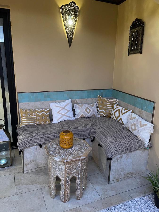 סן-פייר Le Riad Private Pool Piscine Privee מראה חיצוני תמונה